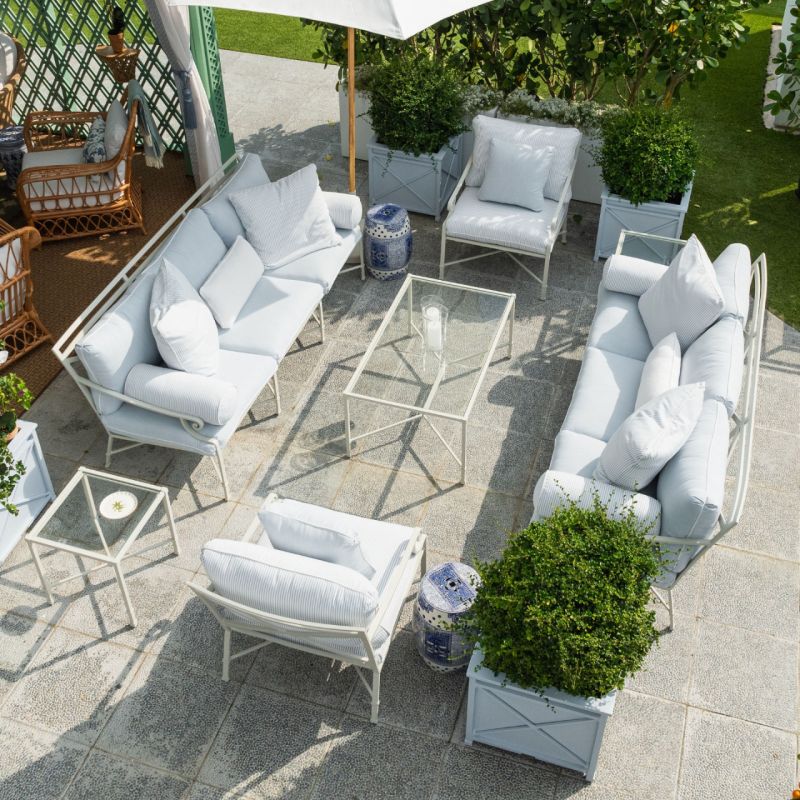 Outdoor White Sofa Chairs